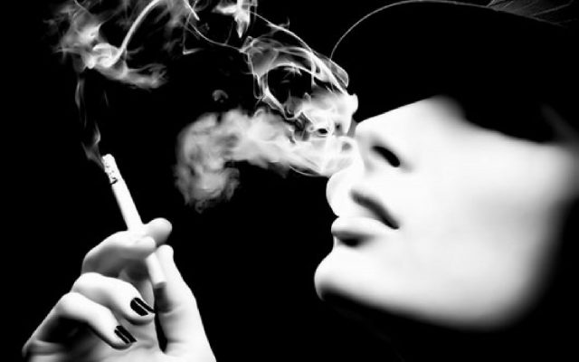 Thơ về thuốc lá - Chùm thơ vui, lắng đọng gợi những cảm xúc suy tư